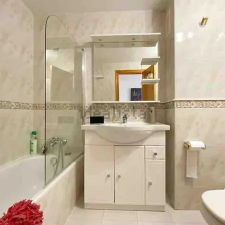 Penthouse At Rincon! Wifi, Parking And Pets Free